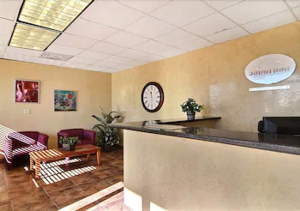 Suburban Studios East Albuquerque Exterior foto